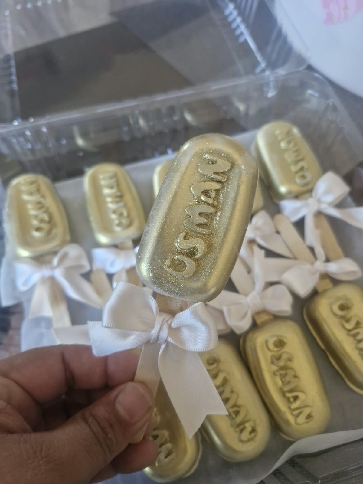 Paletas doradas con nombre