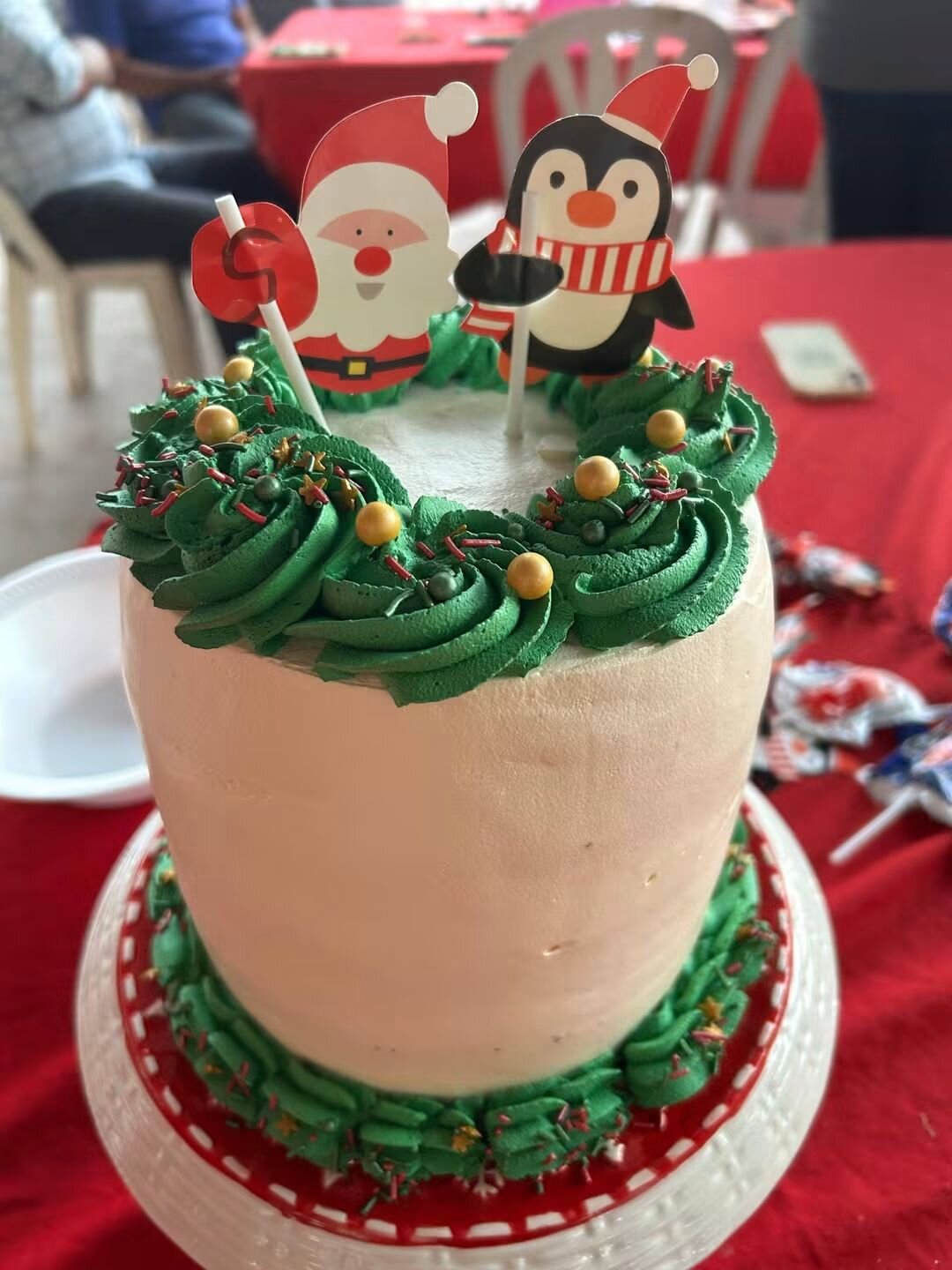 Santa y pingüino