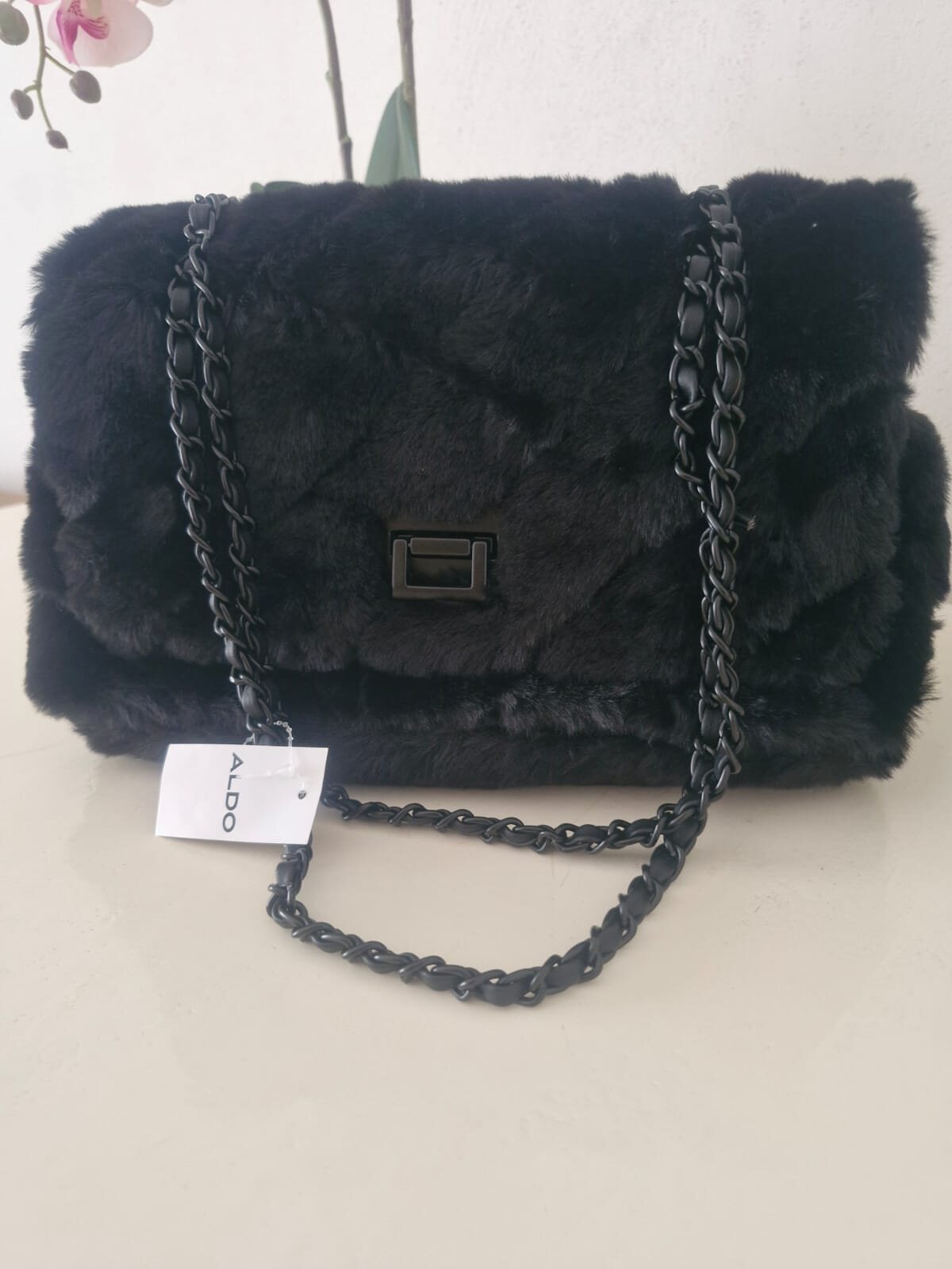 Bolsa Aldo negra de peluche